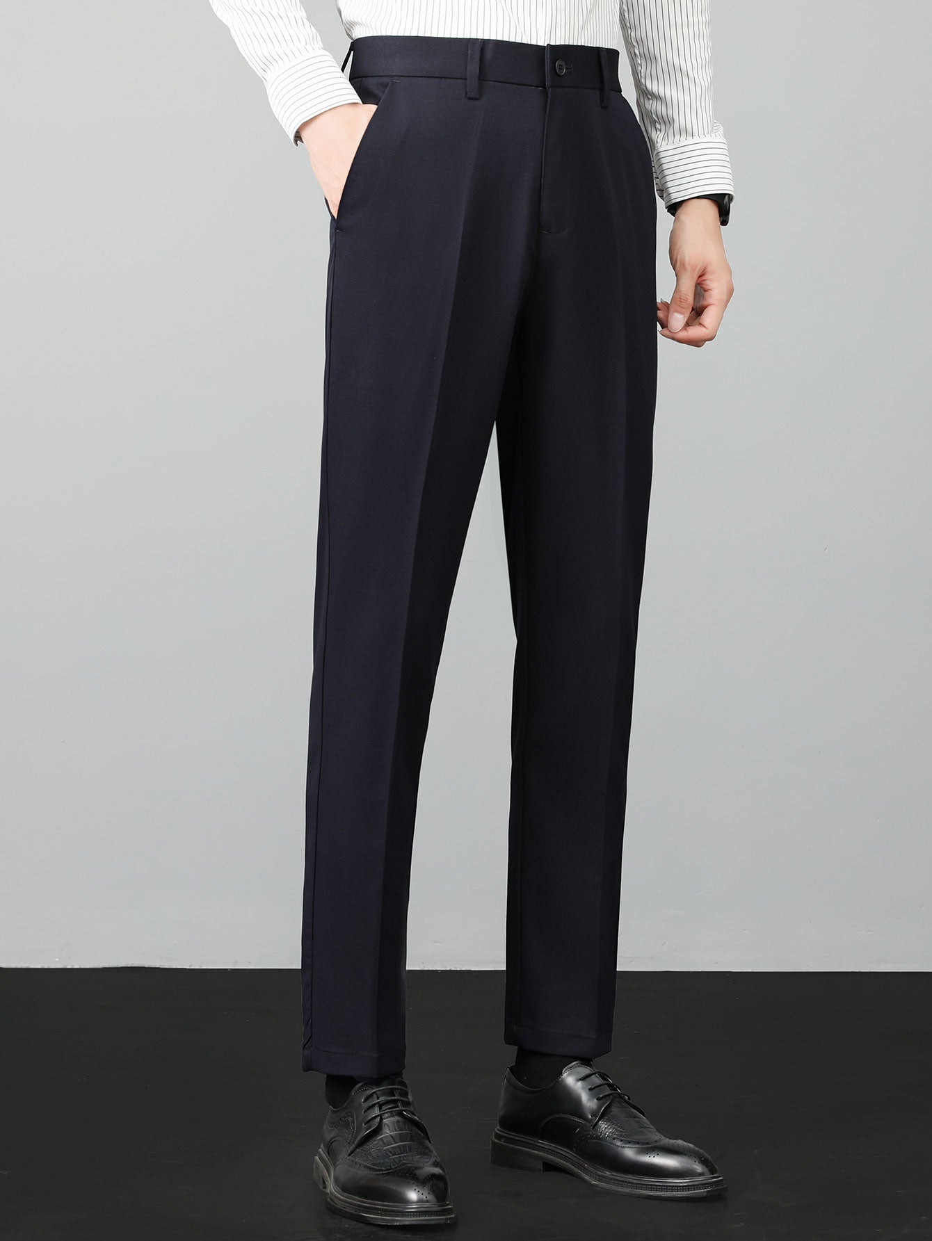 Contrast Trim Textured Zipper Knit Polo & Slim Fit Tapered Trousers
