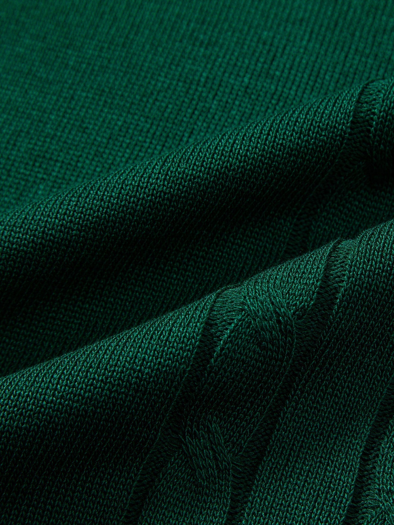 Contrast Trim Twisted Jacquard Knit Polo & Slim Fit Tapered Trousers