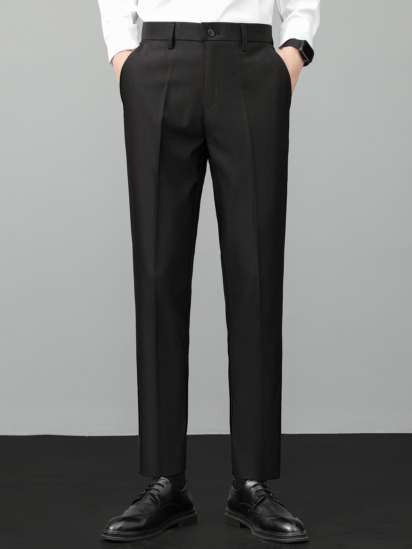Contrast Trim Textured Zipper Knit Polo & Slim Fit Tapered Trousers