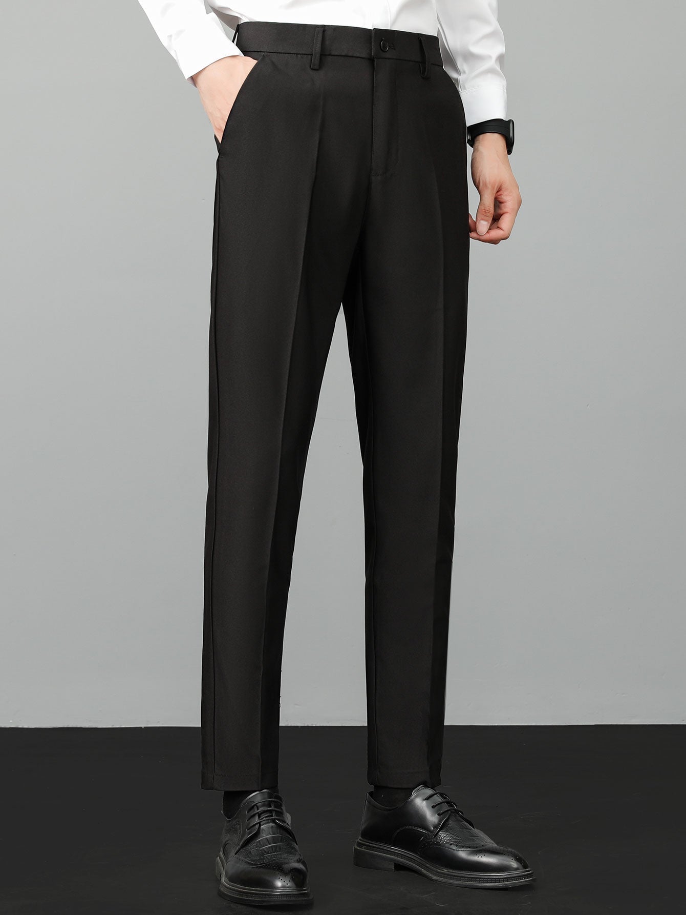 Contrast Trim Textured Zipper Knit Polo & Slim Fit Tapered Trousers